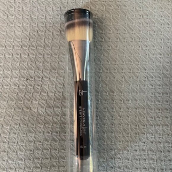 IT Cosmetics Heavenly Skin Perfection Complexion Brush #22 Make Up Brush BUNDLE - Picture 5 of 5